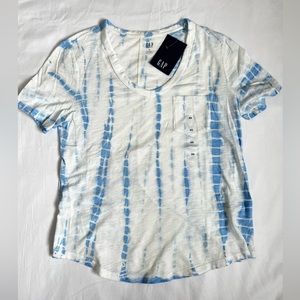 GAP NWT TIE DYE WHITE AND BLUE Women’s Short Sleeve T-Shirt Size Extra Small